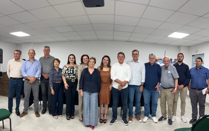 CimSaúde prestigia eleições e nova sede da AMCG