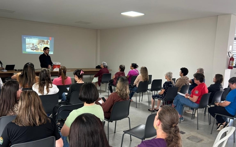 Piraí do Sul e Carambeí aprendem cuidados sobre pé diabético